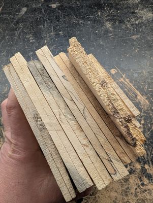Spalted Sycamore Crafts Offcuts Veneers 5-6 mm 12363