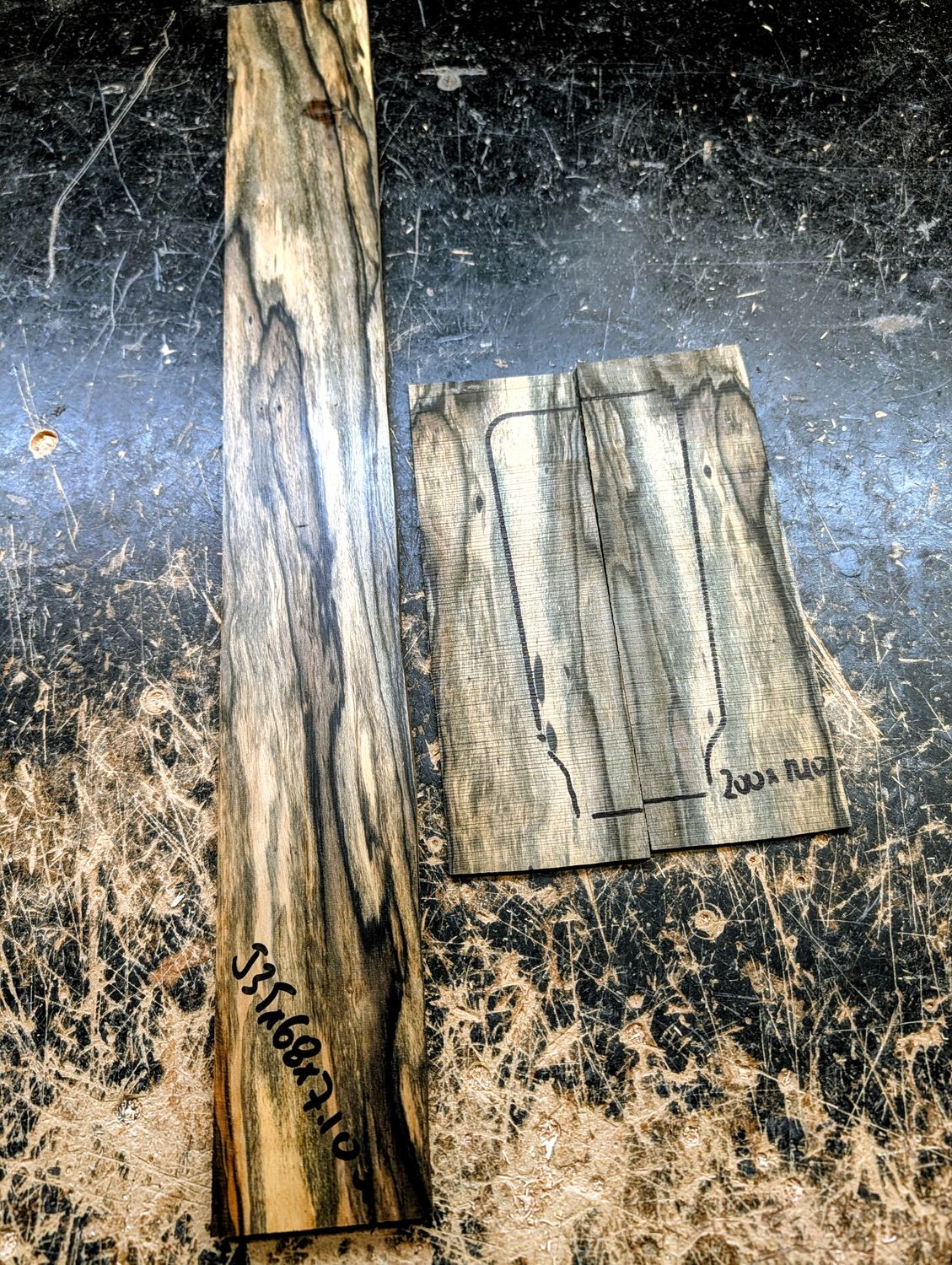 Pale Moon Ebony Fingerboard and Boomatched Headplate 12428