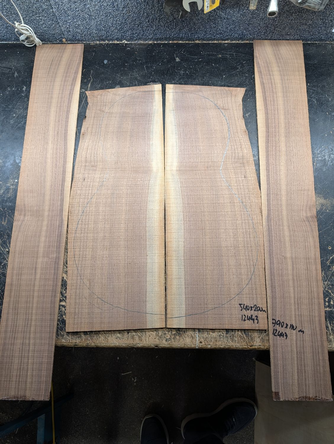 American Walnut Back and Sides Set 12443