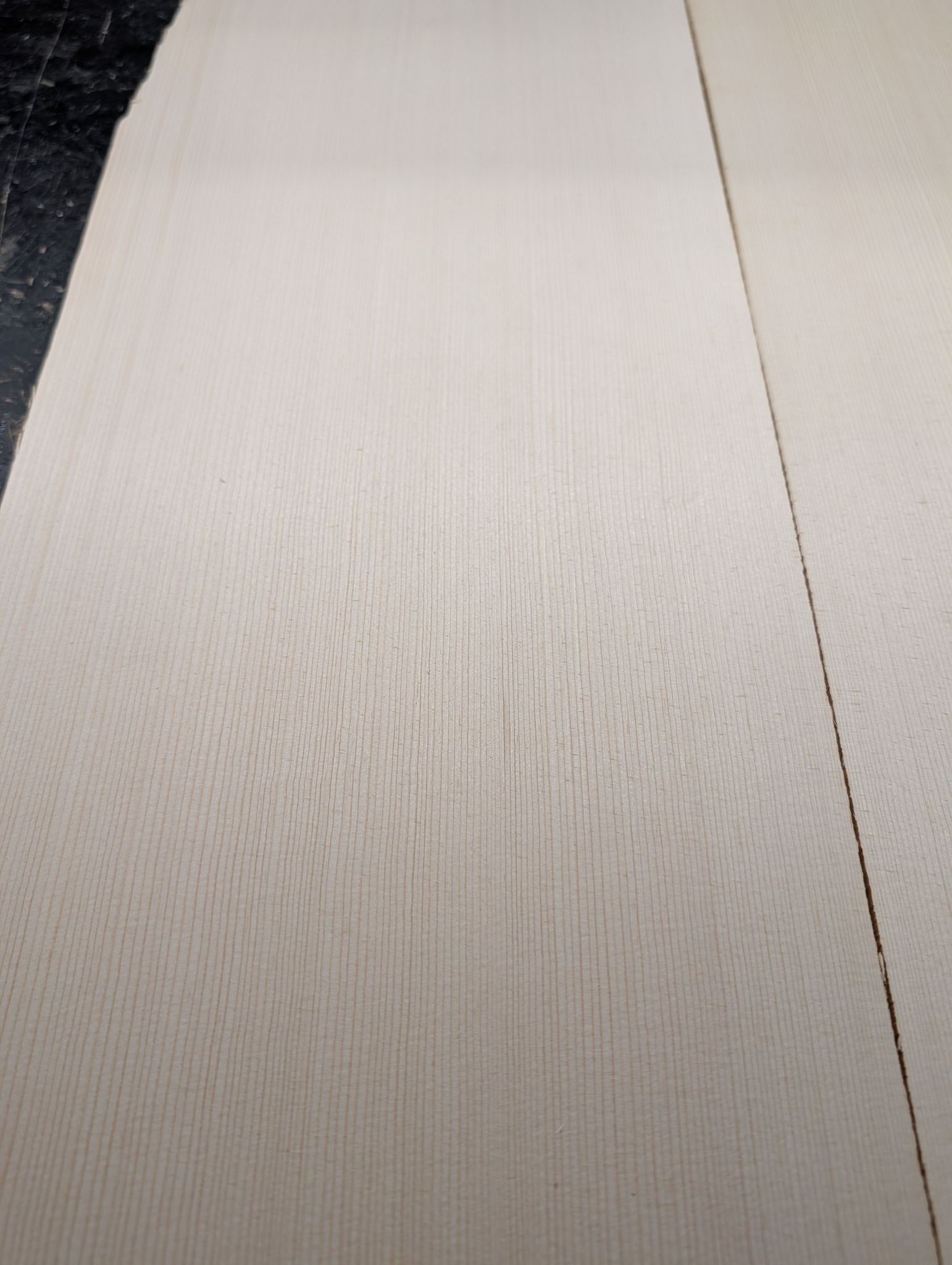 Jumbo European Spruce Soundboard AA Calibrated 3.5 mm 12471