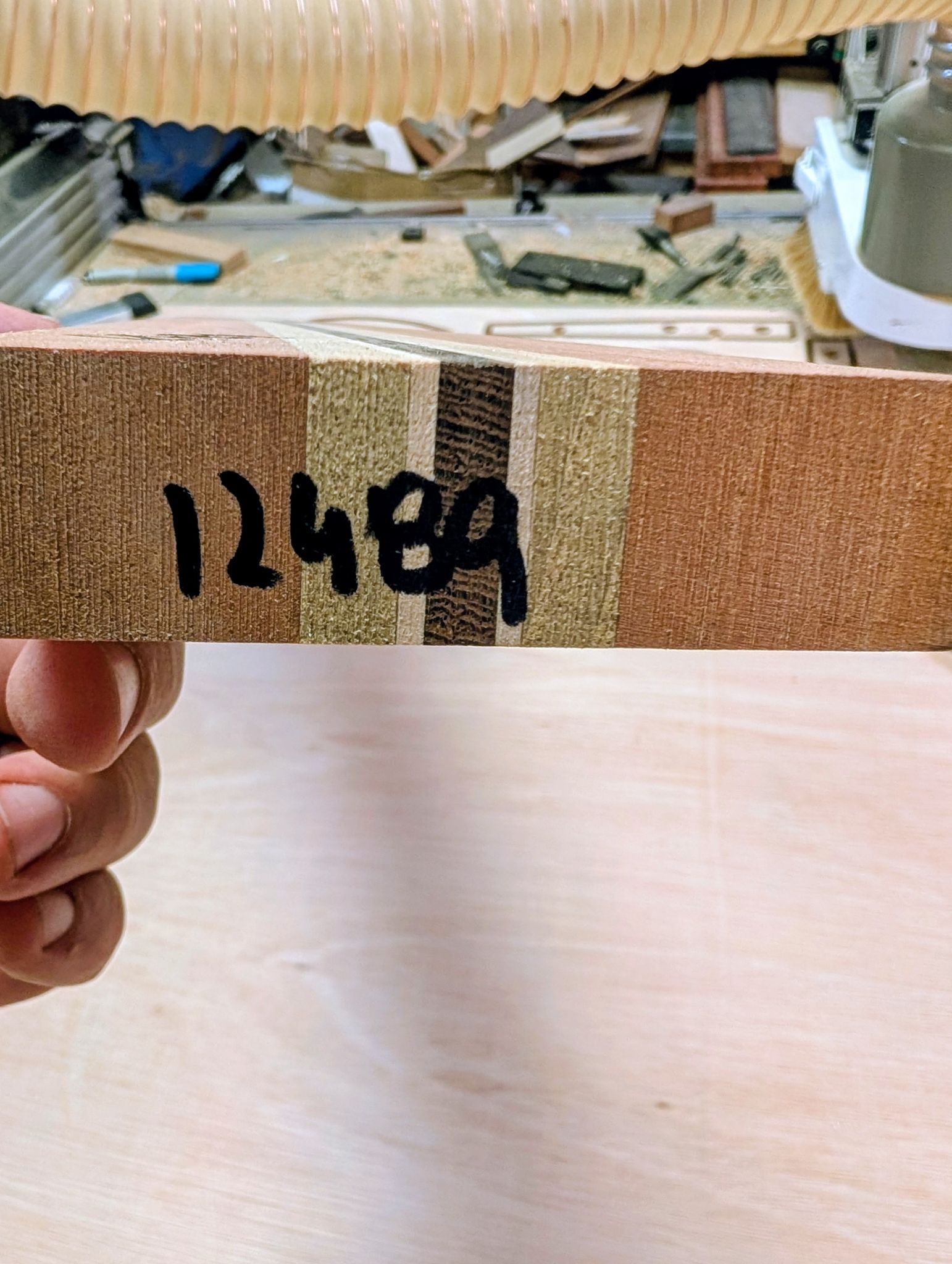 Laminated Neck 7-Ply 12489