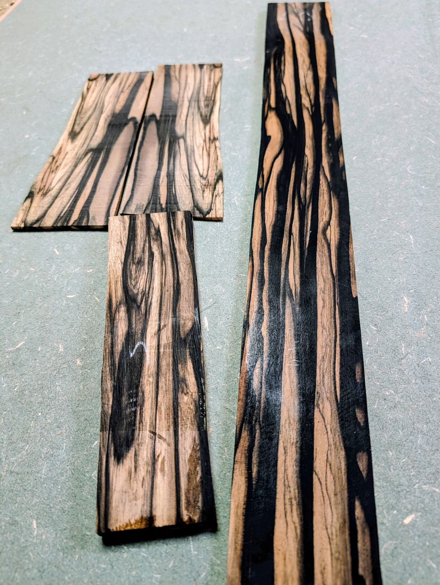 Pale Moon Ebony Fingerboard, Bridge and Bookmatched Headplate 12491