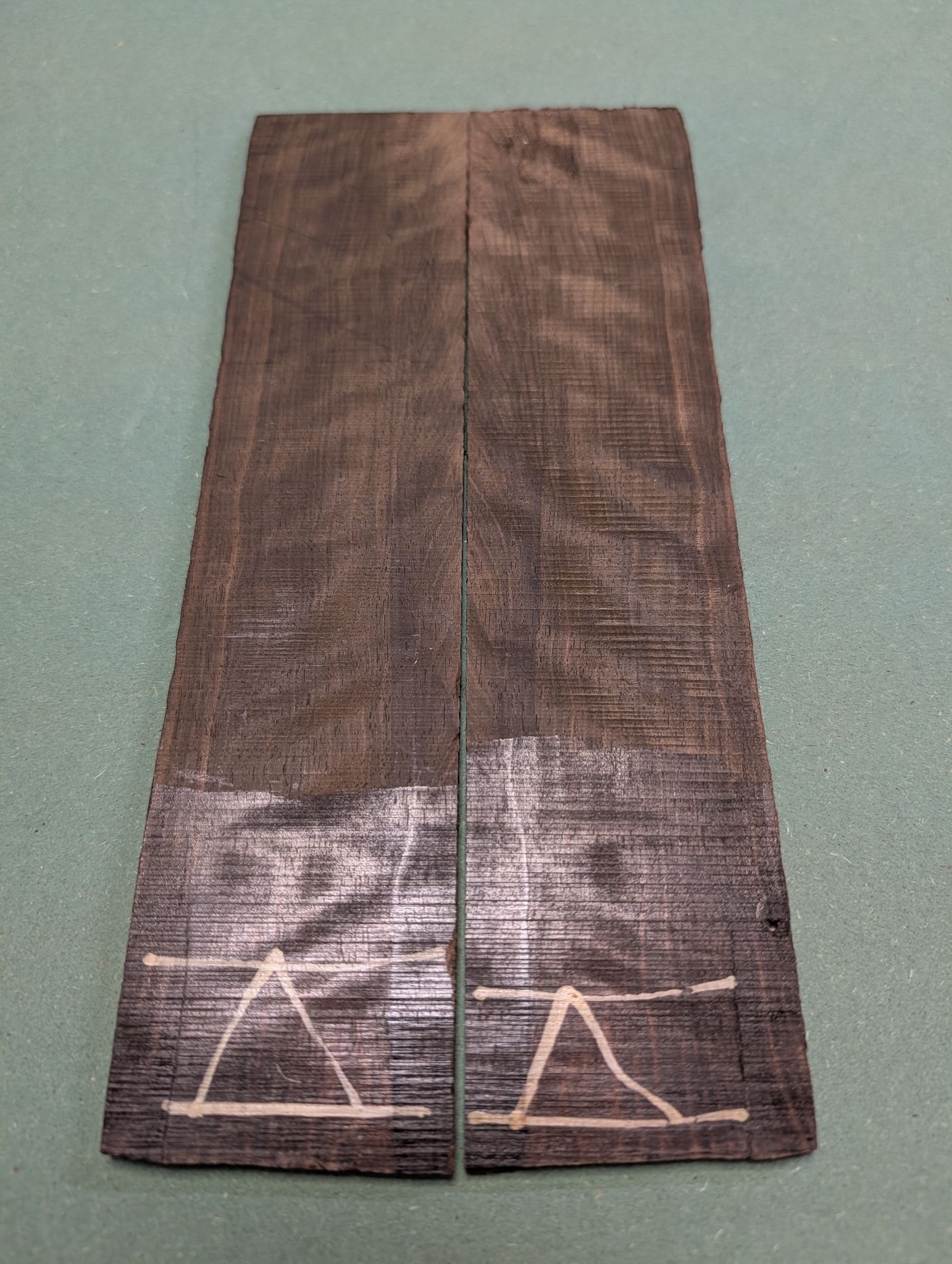 XL Unique Bookmatched Mun Ebony Headplate 12568