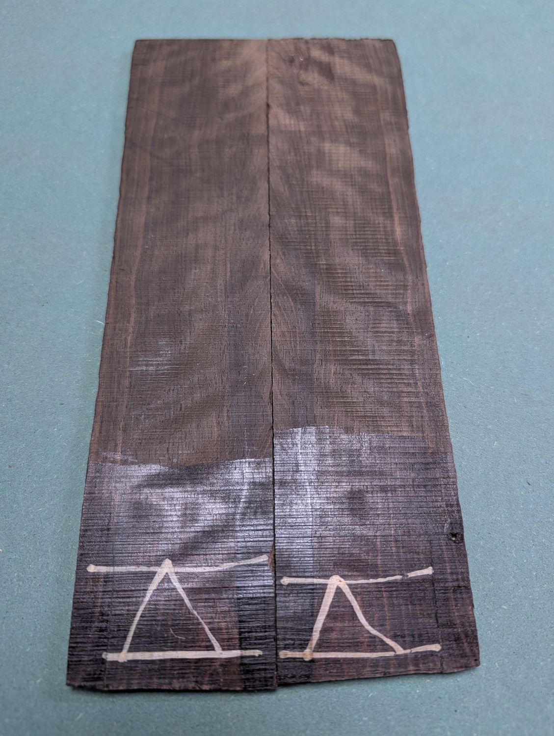 XL Unique Bookmatched Mun Ebony Headplate 12568