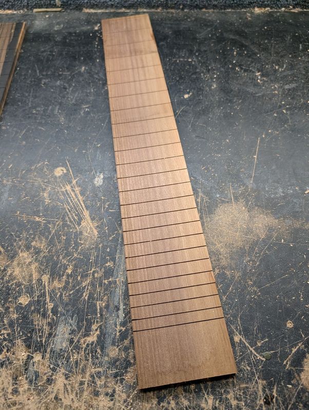 Finished Guitar Fingerboard 25.5" 12601