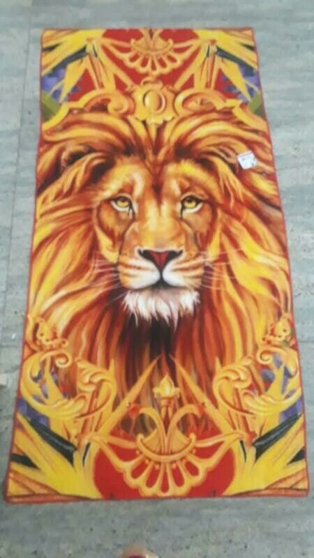 Lion Printed pool towel