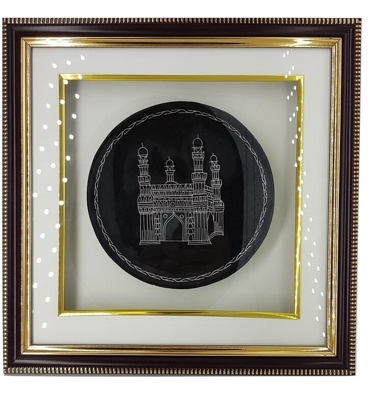 Bidricraft Charminar Frame