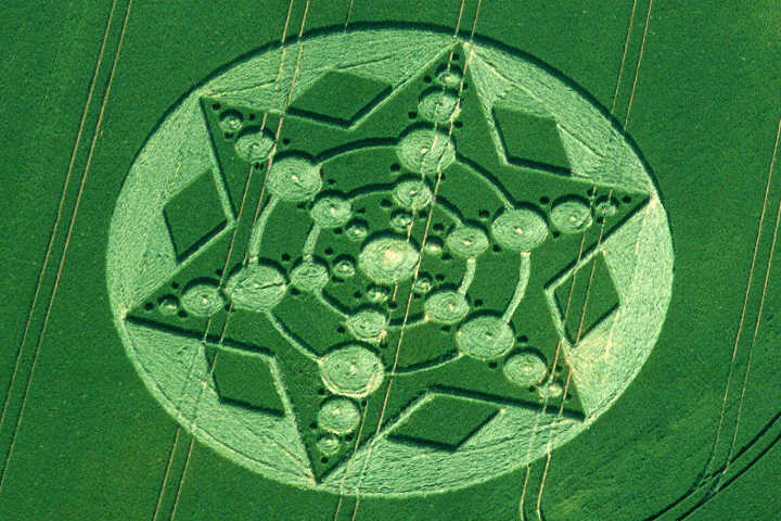 25.) Six-pointed Star, Devil's Den, UK (1999)