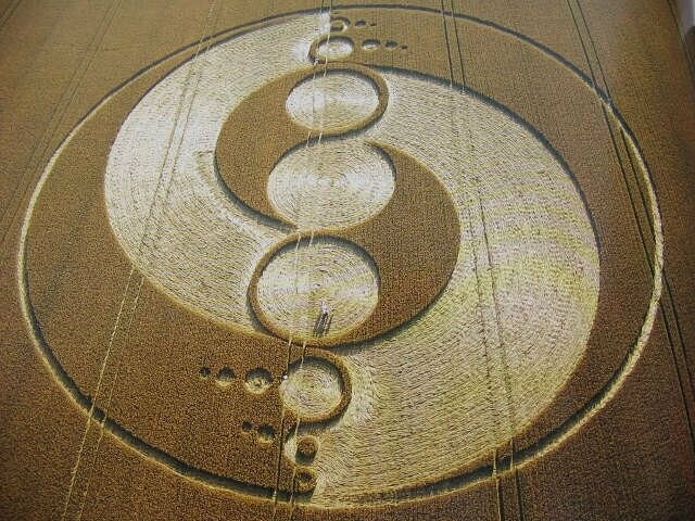 47.) Ouroboros, Badbury, UK (2001)