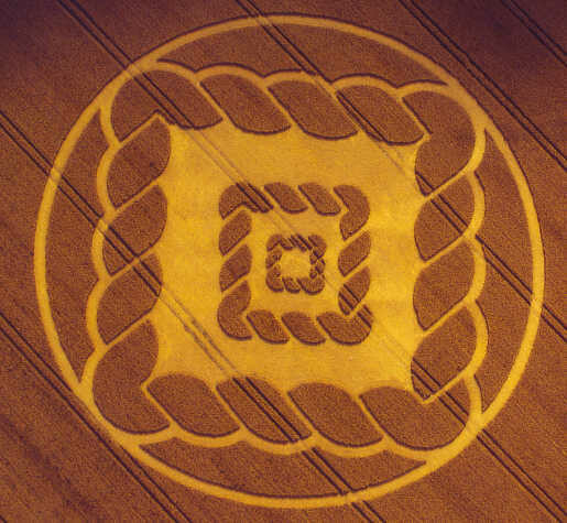 59.) Crop Circle, Alton Priors, UK (2002)