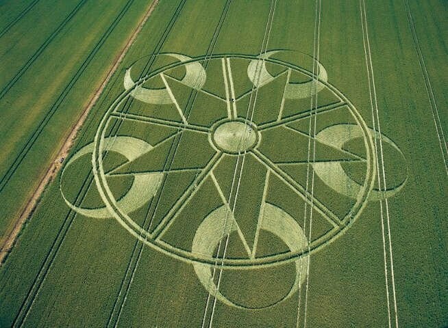 68.) 5-pointed Star, Beckhampton, UK (2003)