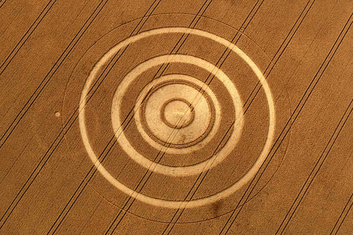 71.) 6 Circles, Beckhampton, UK (2003)