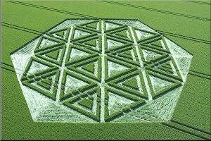 78.) Hexagram, Windmill Hill, UK (2005)