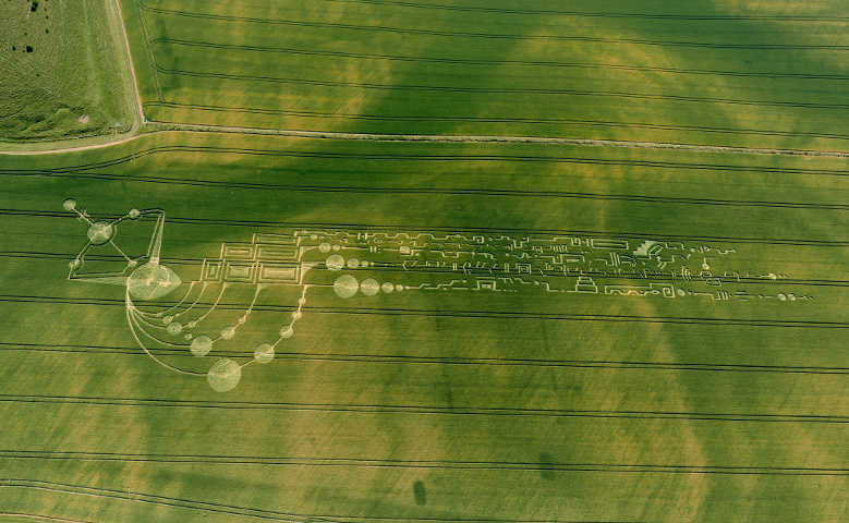 118.) Antenna, Milk Hill, UK (2009)