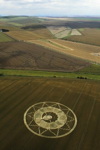 139.) East Kennet, Avebury, Wiltshire (2011)