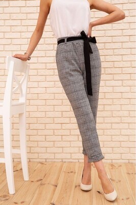 Women's cropped trousers in a check color Gray Women's cropped trousers in a check color Gray