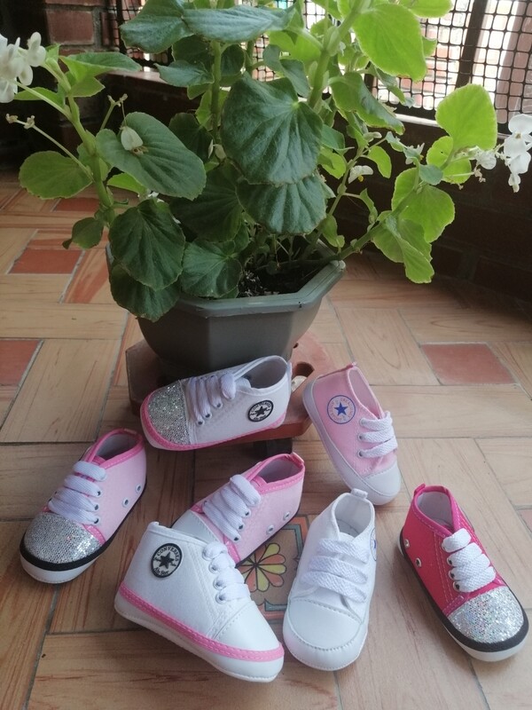 Tenis tipo converse para bebé
