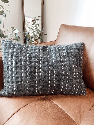 PILLOW HUG