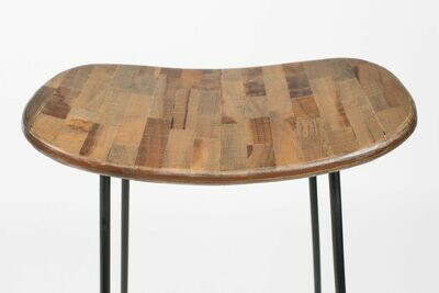TANGLE BARSTOOL