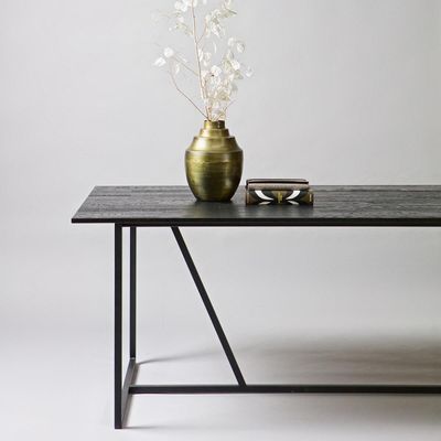 SILAS DINING TABLE