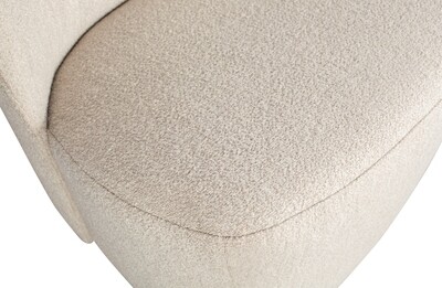 LOFTY ARMCHAIR
