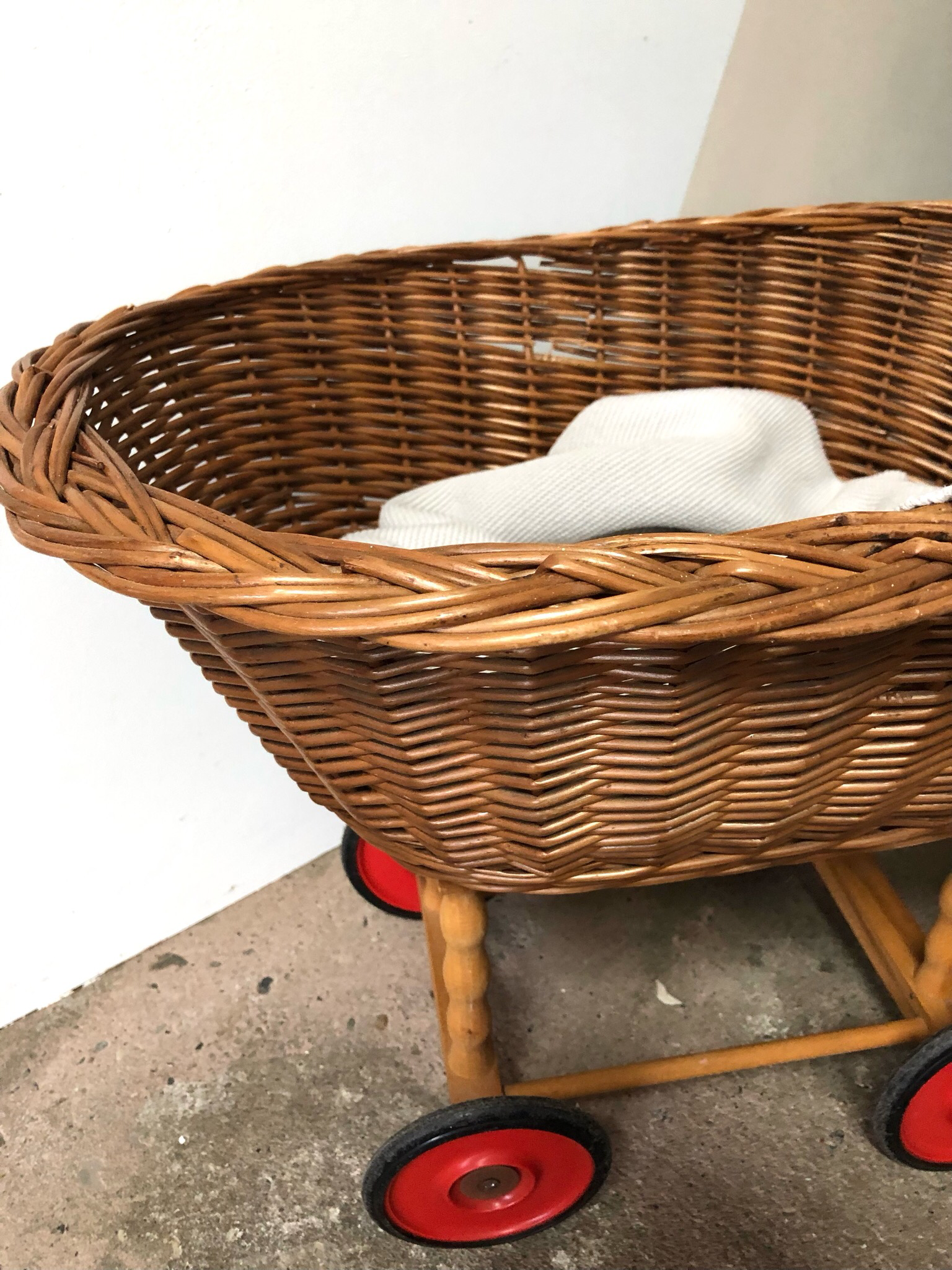 Poppenwagentje Vintage