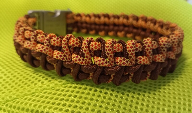 Halsband