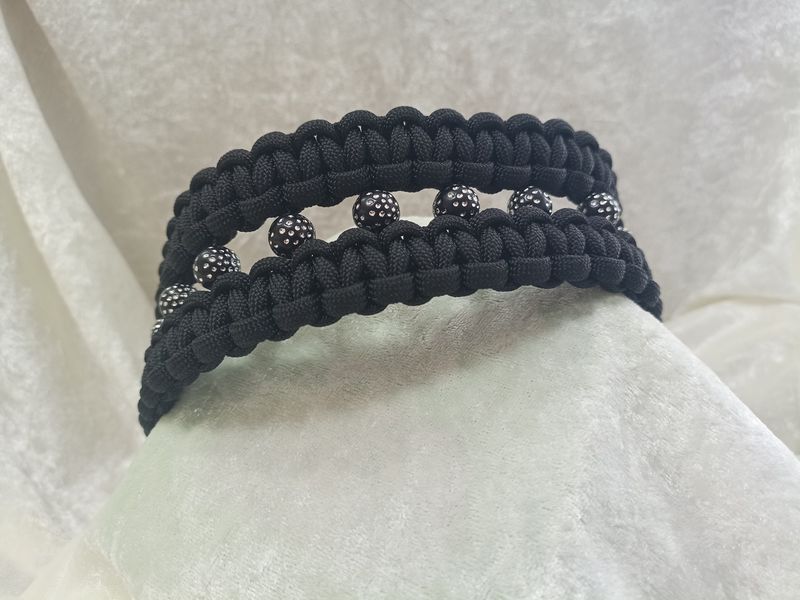 Halsband