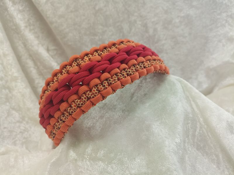 Halsband