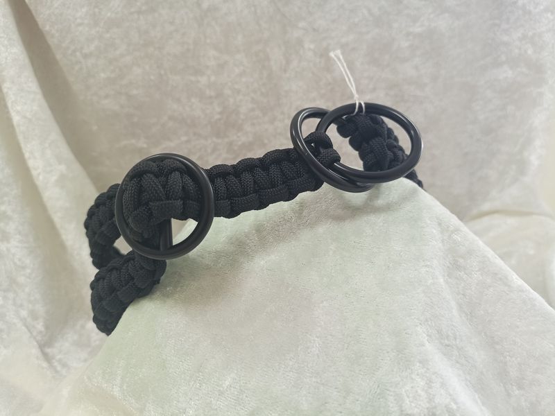 Halsband