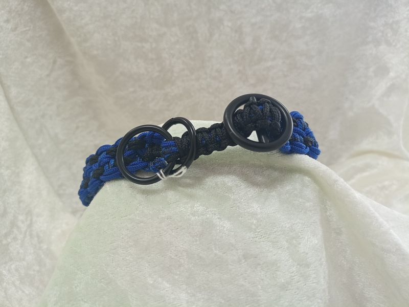 Halsband