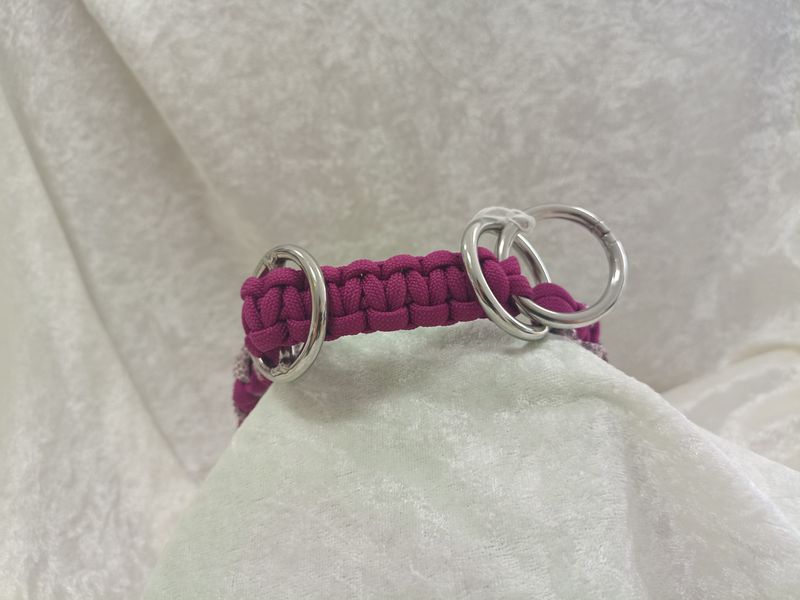 Halsband