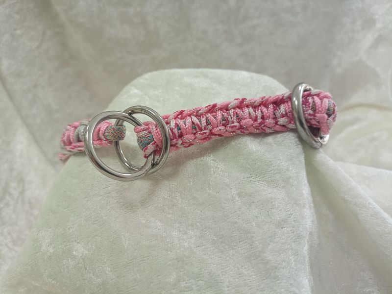 Halsband