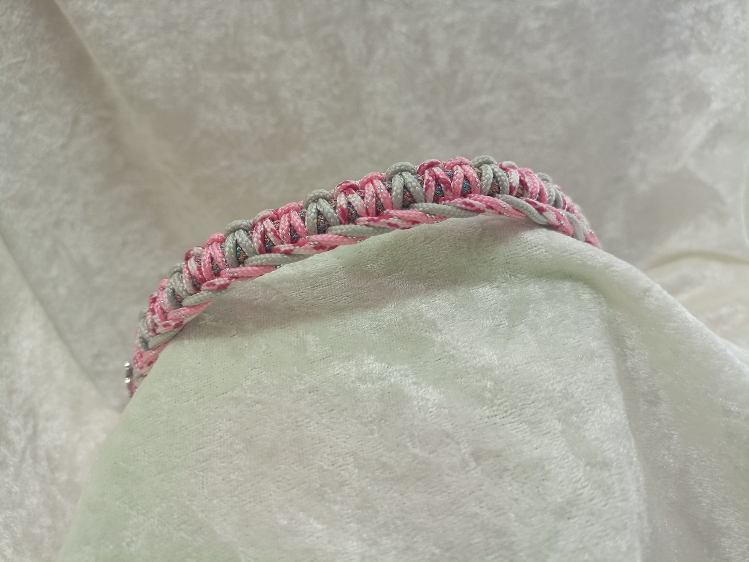 Halsband