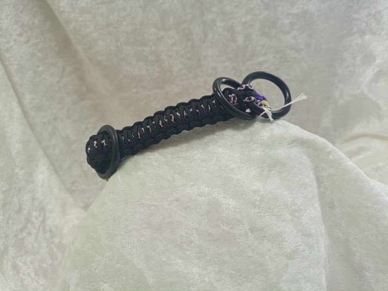 Halsband