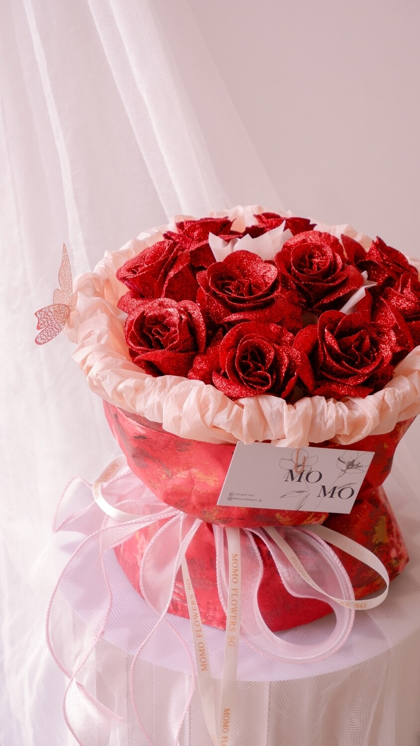10 Red Glitter Rose Bouquet