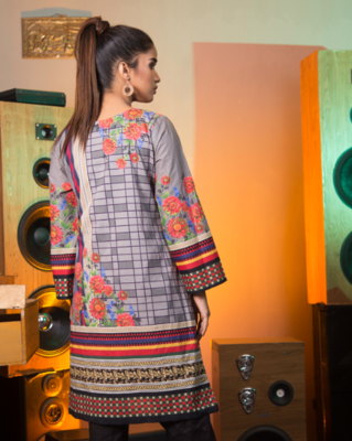 EMBELLISHED DIGITAL PRINTED KURTI