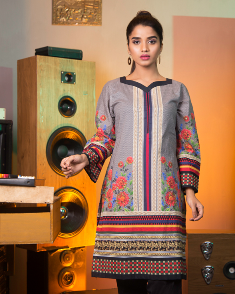 EMBELLISHED DIGITAL PRINTED KURTI