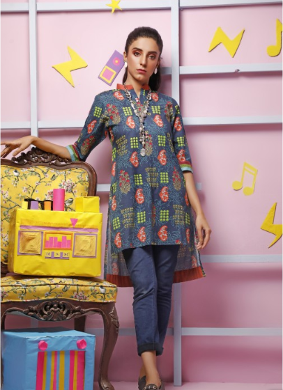 KASHMIRI PAISLEY DIGITAL PRINTED KURTI