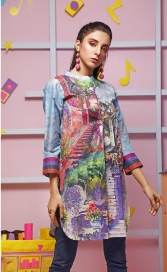PORTRAYAL DIGITAL PRINTED KURTI