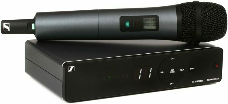 Sennheiser XSW 1-825-A UHF Vocal Set with e825 Dynamic Microphone (A: 548 to 572 MHz) #SESXSW1825A MFR #XSW 1-825-A