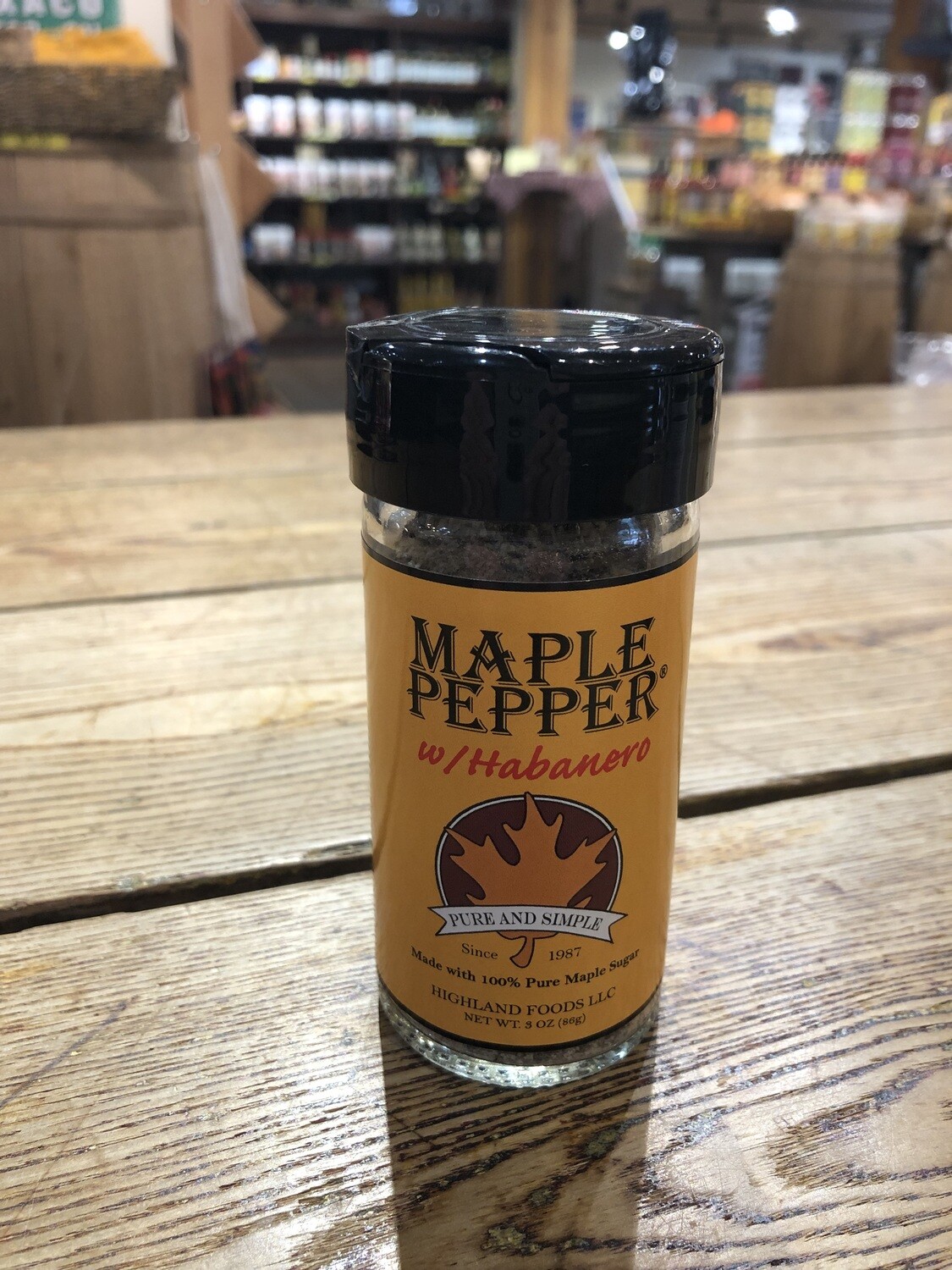 Maple Pepper Hab