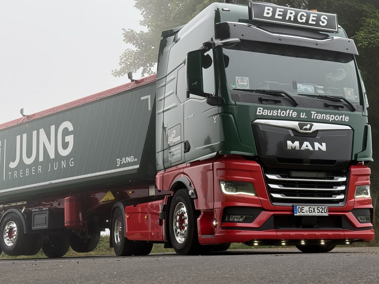 Dr. Nüsken Brillant Glanzreiniger. Der Reiniger für Lkw und Bus. 25 Liter Kanister Konzentrat Dr. Nüsken Brillant Glanzreiniger. Der Reiniger für Lkw und Bus. 25 Liter Kanister Konzentrat