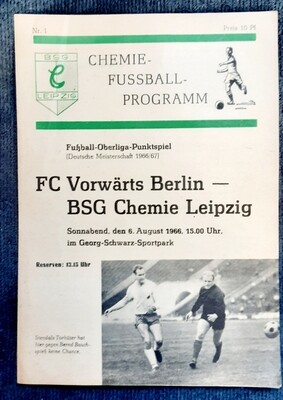 Programmheft BSG Chemie Leipzig FC Vorwärts Berlin 06.08.1966 DDR Oberliga Fußball Programmheft BSG Chemie Leipzig FC Vorwärts Berlin 06.08.1966 DDR Oberliga Fußball