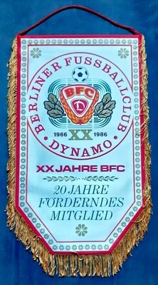 Orig. Großer 41 cm Wimpel BFC Dynamo Förderndes Mitglied