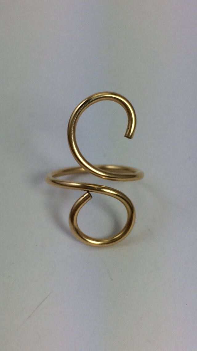 Loopy Ring