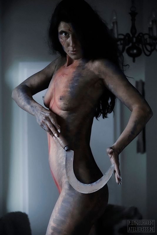 "Mata Kali" 2834