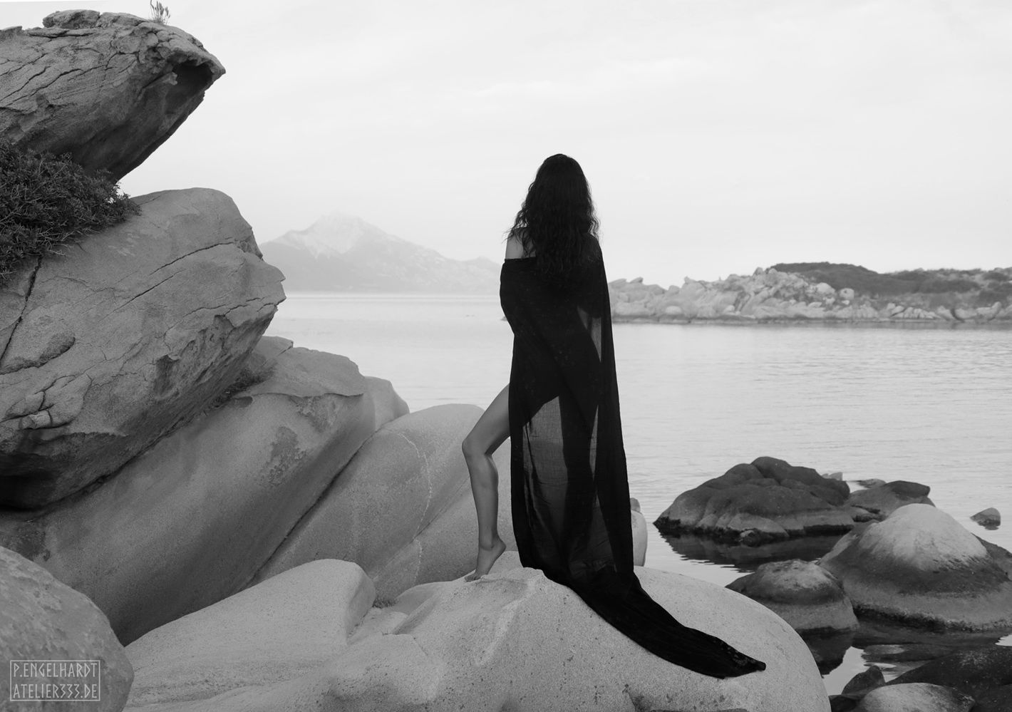 "Kirke in Betrachtung des Berges Athos" sw