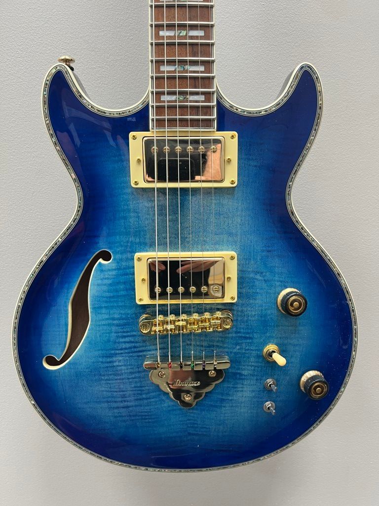 Ibanez AR520HFM 2024 - Light Blue Burst