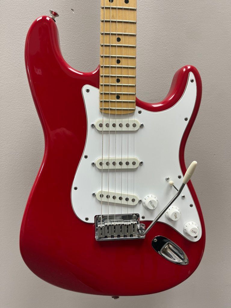 Fender Stratocaster Late 1980's - Torino Red